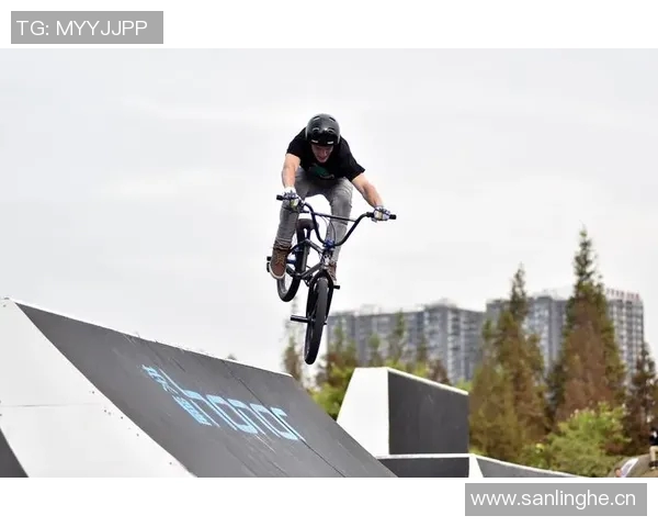 成都滑板队在极限运动联赛中的比赛经验与表现分析 成都滑板队在极限运动联赛中的比赛经验与表现分析