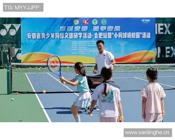 广州网球队的精神探索与网球文化的深度融合之旅 广州网球队的精神探索与网球文化的深度融合之旅